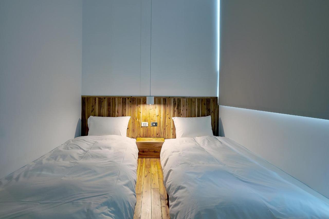 Star Hostel Taichung Parklane Dış mekan fotoğraf